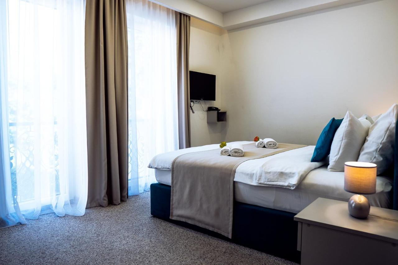 Hotel Vezir Palace トラヴニク エクステリア 写真