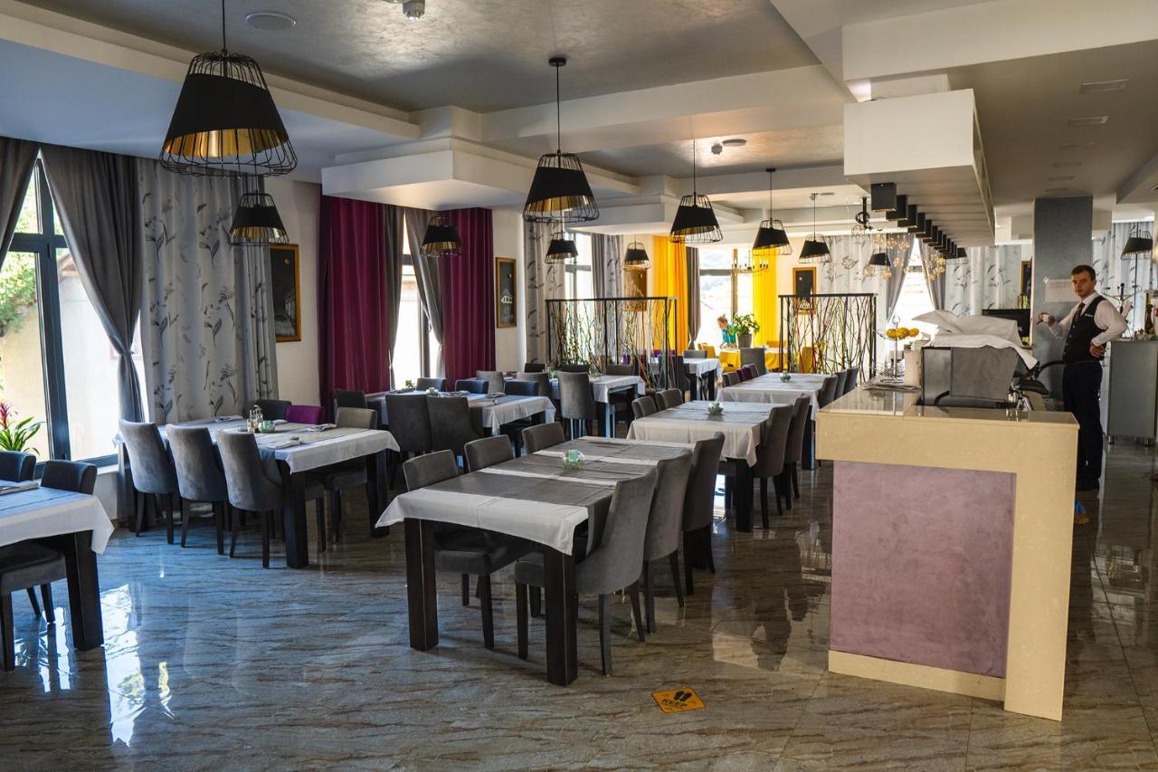 Hotel Vezir Palace トラヴニク エクステリア 写真