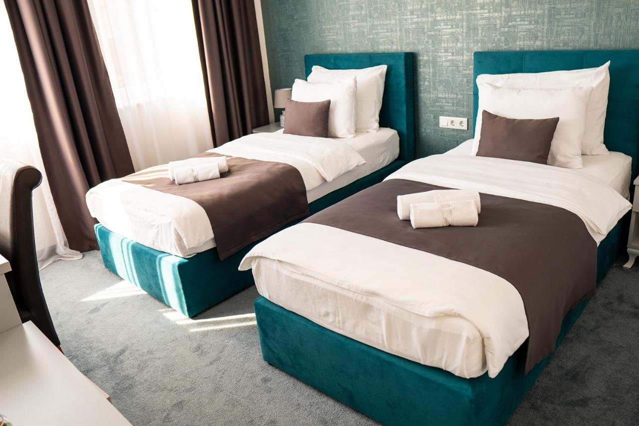 Hotel Vezir Palace トラヴニク エクステリア 写真