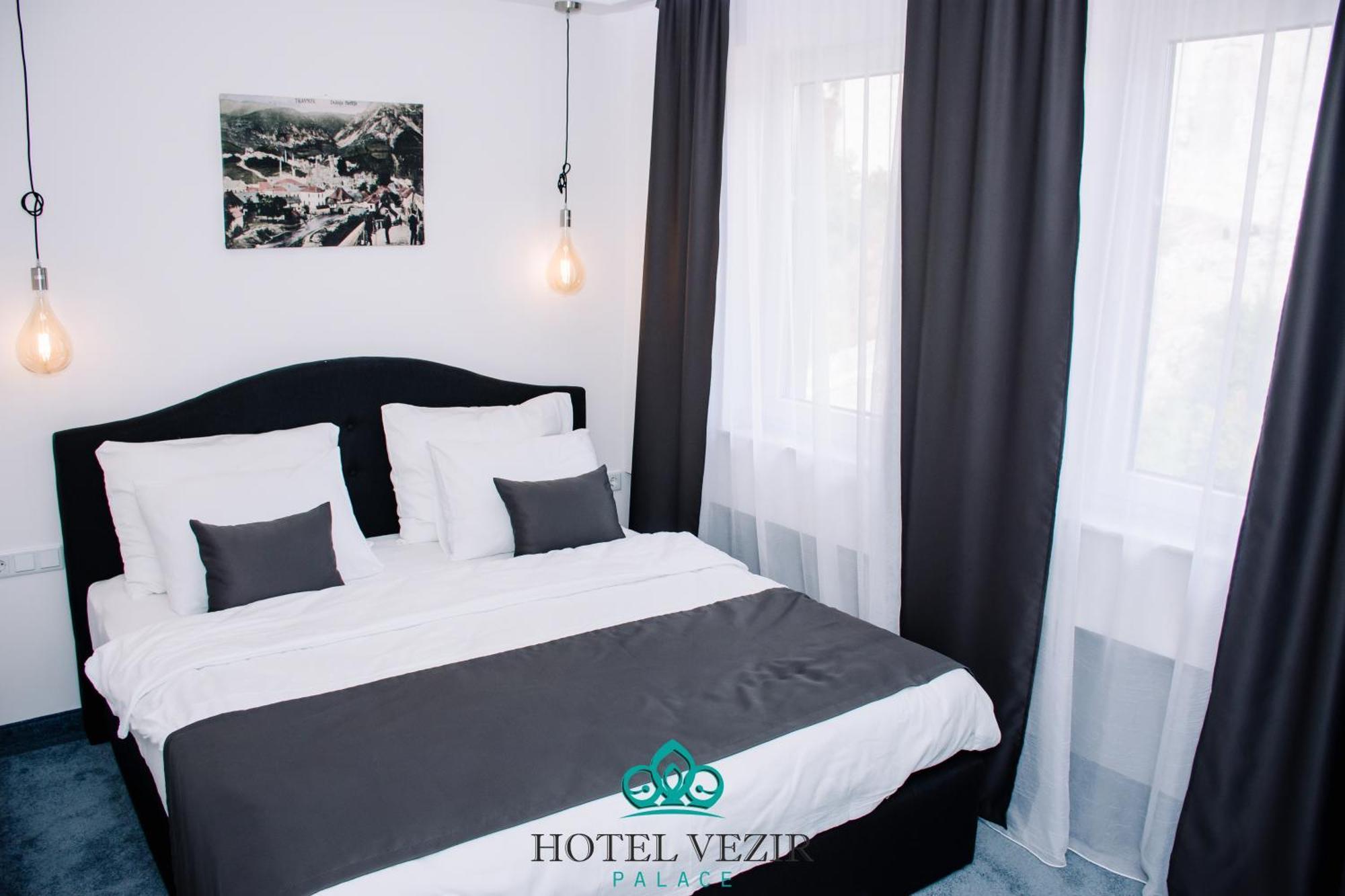 Hotel Vezir Palace トラヴニク エクステリア 写真
